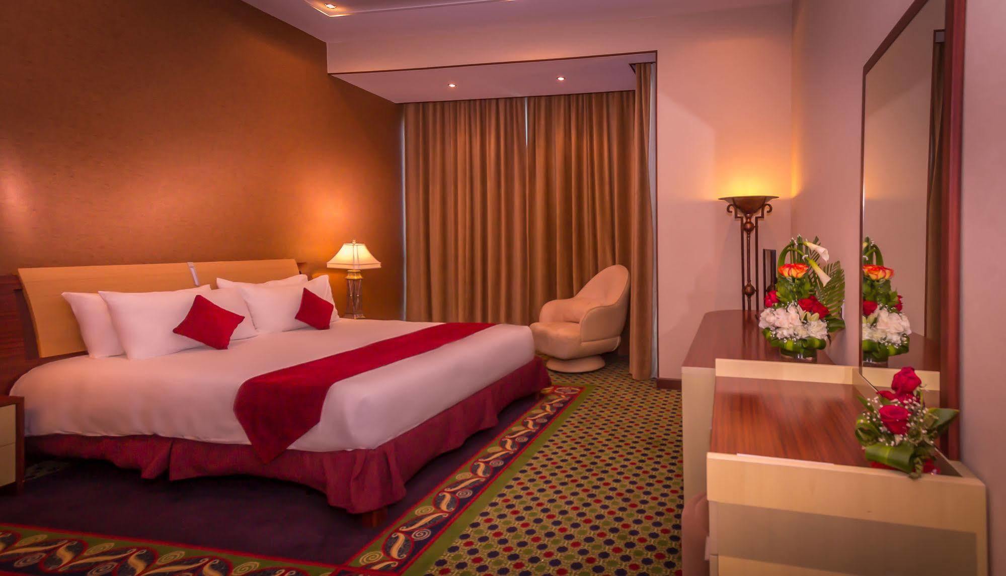 City Center Hotel Manama Exterior photo